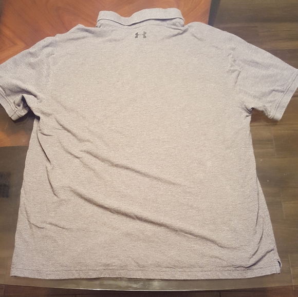 Under Armour Heat Gear Loose Polo. Gray. - Picture 2 of 7